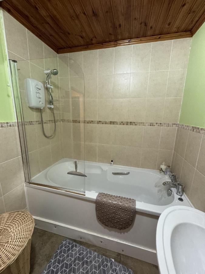 Private Room In Causeway Coast And Glens Ballycastle Buitenkant foto